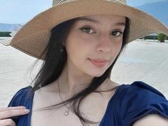 AngellMoore - female with brown hair webcam at xLoveCam