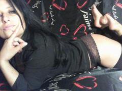 SiPassioneX - female with black hair and  big tits webcam at xLoveCam