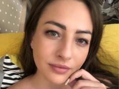 AnitaLosk - female with brown hair and  small tits webcam at xLoveCam