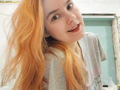 AnnFlorrie - female with red hair and  big tits webcam at xLoveCam