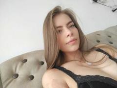 Anna_Ferrer - blond female webcam at ImLive
