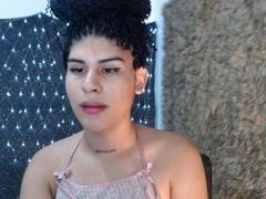 AnnaGrey - shemale with black hair webcam at xLoveCam