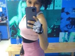 AnnaMesht - female with black hair webcam at xLoveCam