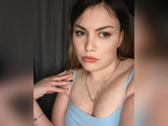 AnnabellkaSecret - female with brown hair and  small tits webcam at xLoveCam