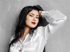 AnneTLuis - female with black hair webcam at xLoveCam