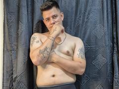 AntonyStelle - male webcam at xLoveCam