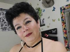 angellovelly - female webcam at xLoveCam