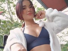 ArianaRyan - female with black hair and  small tits webcam at xLoveCam