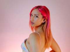 ArtMooon - female with red hair webcam at xLoveCam