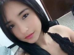 AshleyRouserxx - female with black hair webcam at ImLive