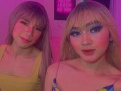 AsianMajesticDuo - shemale webcam at xLoveCam