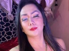 AsiantastiCums - shemale webcam at xLoveCam