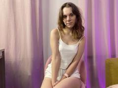 AvaAddison - female with brown hair webcam at xLoveCam