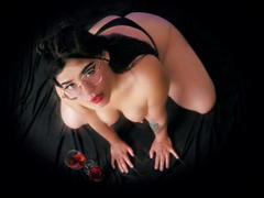 AvaLusty - female with black hair webcam at LiveJasmin