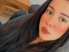 AzaharaRose - female with brown hair and  big tits webcam at xLoveCam