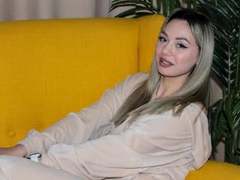 BarbaraBoof - blond female webcam at LiveJasmin