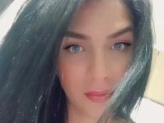 BarbaraParker - shemale with black hair webcam at xLoveCam