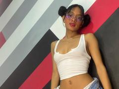 BeautyJanny - female with black hair and  small tits webcam at xLoveCam