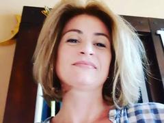 BehaarteMuschi-hot - blond female webcam at xLoveCam