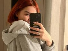 BellaBelle - female with red hair and  small tits webcam at xLoveCam