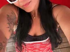 BellaGangster-hot from xLoveCam