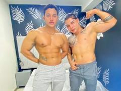 BFriendsFit - male webcam at xLoveCam