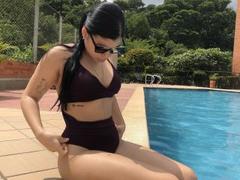 BiancaMoretti - female with black hair and  small tits webcam at xLoveCam