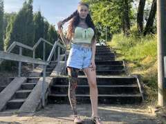 Black-Rosee-hot - female with black hair webcam at xLoveCam