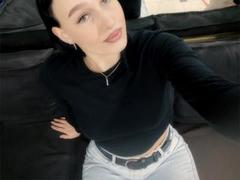 BlissfulMagic - female with black hair and  small tits webcam at xLoveCam