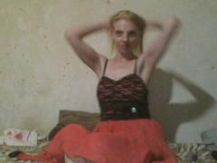 BlondyMarianne - female webcam at xLoveCam