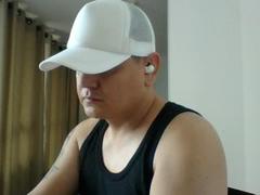 BobSexy69 - male webcam at xLoveCam