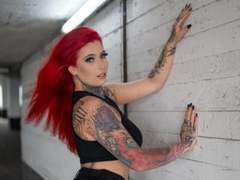 Bonnie-Stylez - female with red hair webcam at xLoveCam