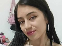 BonnyBonss - couple webcam at xLoveCam