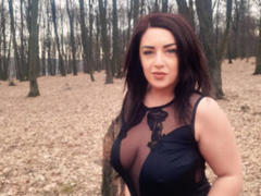 BreAnnaSkye - female with brown hair and  big tits webcam at LiveJasmin