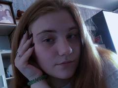 CamillaLizzy - female with brown hair webcam at xLoveCam