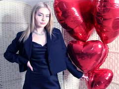 CamillaTorres - blond female with  small tits webcam at LiveJasmin