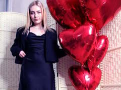 CamillaTorres - blond female with  small tits webcam at LiveJasmin