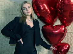 CamillaTorres - blond female with  small tits webcam at LiveJasmin