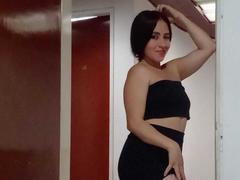 CamillePaulis - female with brown hair webcam at xLoveCam