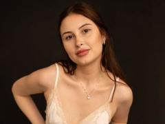 CaramelKissX - female with brown hair and  small tits webcam at xLoveCam