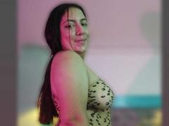 CaroFoxy - female with black hair and  small tits webcam at xLoveCam