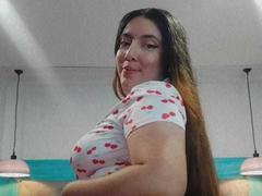 CaroFoxy - female with black hair and  small tits webcam at xLoveCam