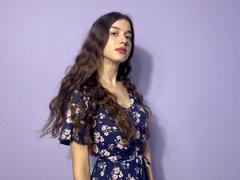 CarolinaBensy - female with brown hair and  small tits webcam at xLoveCam