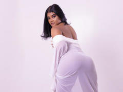 CarolineRouxs - female with black hair and  small tits webcam at LiveJasmin