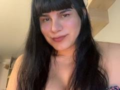 CarolsaliTS - shemale with black hair webcam at xLoveCam