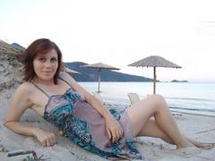 cassy - female with red hair webcam at xLoveCam