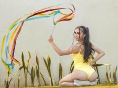 CelesteCarter - female with brown hair webcam at xLoveCam