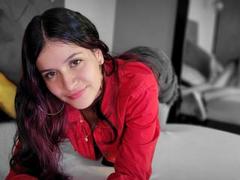 CharlloteCollins - female with brown hair webcam at LiveJasmin