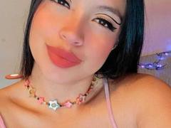 ChloeRousi - female with black hair webcam at xLoveCam