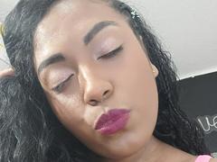 ChocolateTits - female with black hair webcam at xLoveCam